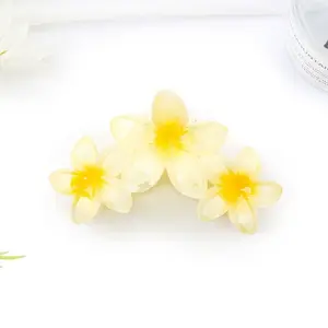 Flower Plastic Claw Hair Clips