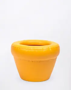 HOME STUDYO Planter PIERRE Yolk Matte