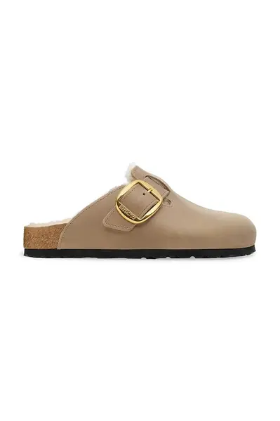 Semišové papuče Birkenstock Boston Big Buckle Shearling béžová barva, 1030444