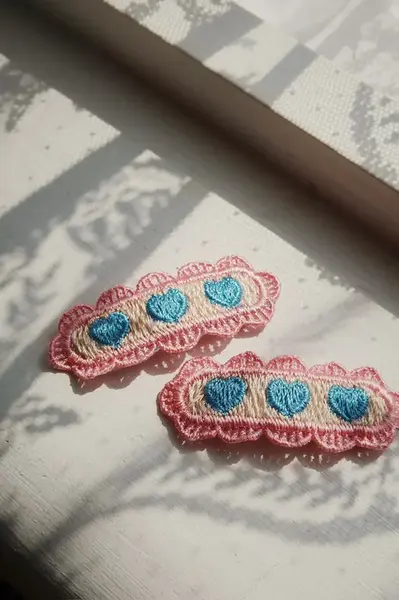 Detské sponky Konges Sløjd 2 PACK HEART EMBROIDERY HAIR CLIP