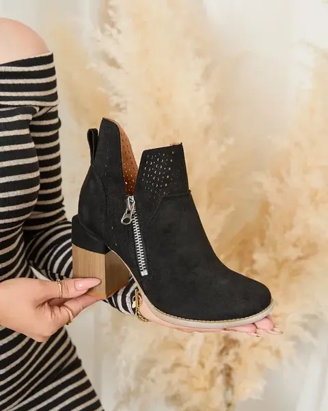 Resti Black openwork stiletto boots Veviret