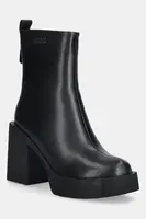 Kožené kotníkové boty GOE