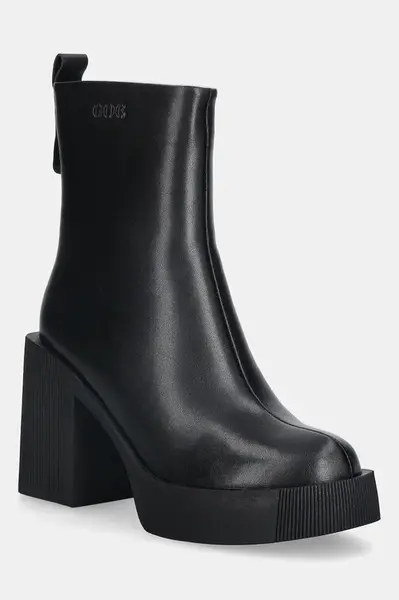 Kožené kotníkové boty GOE