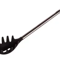 Naběračka na těstoviny Akcent 32 cm, černá