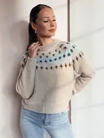 Sweter damski one size SKADOVA ciemnobeżowy Dstreet