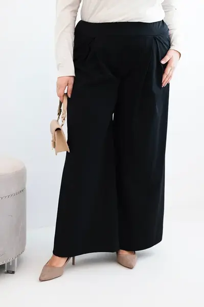 Plus size kalhoty s širokými kalhotami