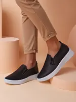 Resti Women's perforated sports shoes Musio