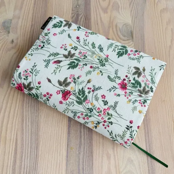 Obal na knihu Luční kvítí