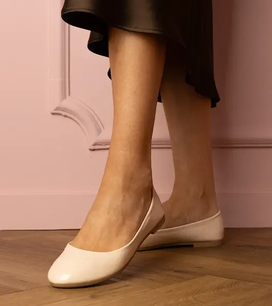 Gemre Beige Patent Leather Ballet Flats Aurika