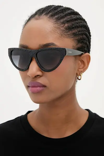 Sluneční brýle Guess