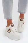 Dámske sneakersy na platforme s ozdobou