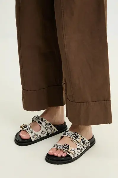 Pantofle Answear.LAB