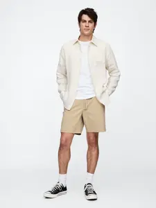 Khaki šortky GAP pro muže