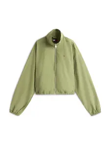 Tommy Jeans Prechodná bunda  jablková