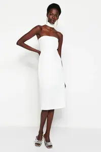 Trendyol Ecru lemované tkané svatební / svatební elegantní večerní šaty