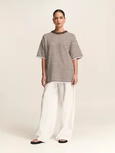 St MRLO Oversize tričko 'Vacation'  hnedá / biela
