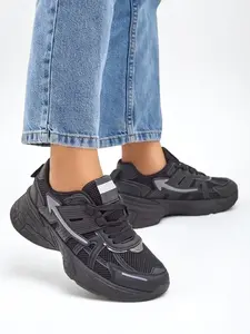 Resti Women's sports sneakers on a thicker sole Beysa