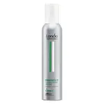 Pěna pro objem vlasů od kořínků s lehkou fixací Londa Professional Enhance It Flexible Hold Mousse - 200 ml + dárek zdarma