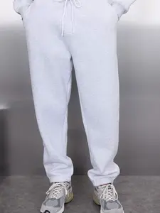 Trendyol Joggingová súprava  sivá