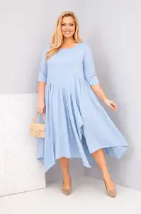 Plus size šaty s asymetrickým lemem modré
