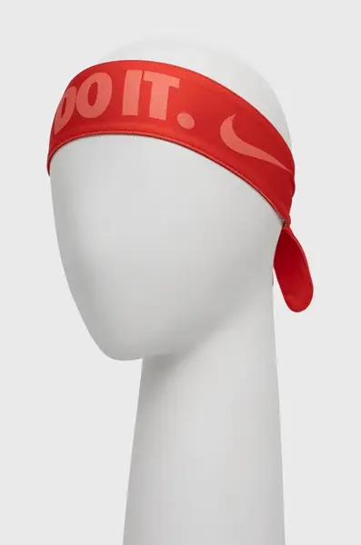 Nike  Čelenka