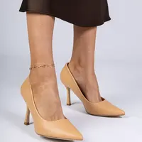 marka niezdefiniowana Brown classic pumps made of eco-leather Kolly