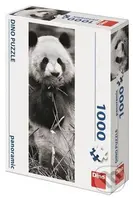 Panda v trávě Panoramic - puzzle z kategorie Zvířata