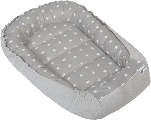 Medi Partners Baby cocoon/nest – Waffle – Stars + gray Waffle