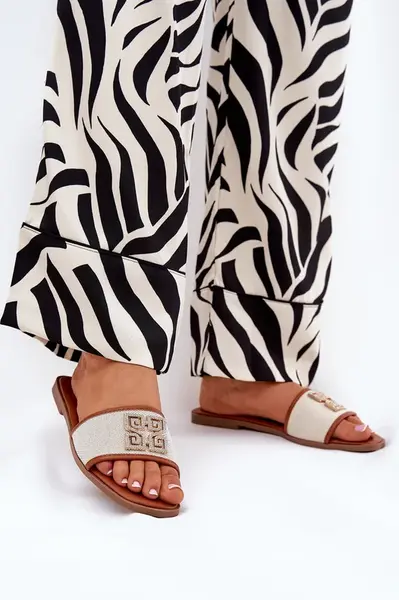 Boto Elegantní Dámské Pantofle S Dekorací Na Plochém Podpatku Camel Lovehia