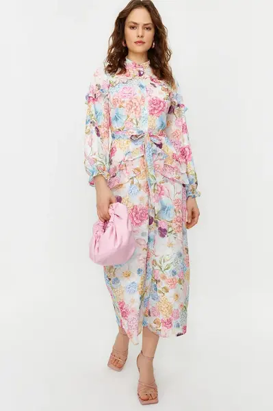 Trendyol Lilac Floral Ruffle Detail Lined Woven Chiffon Dress