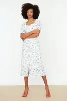 Dámské šaty Trendyol Flower