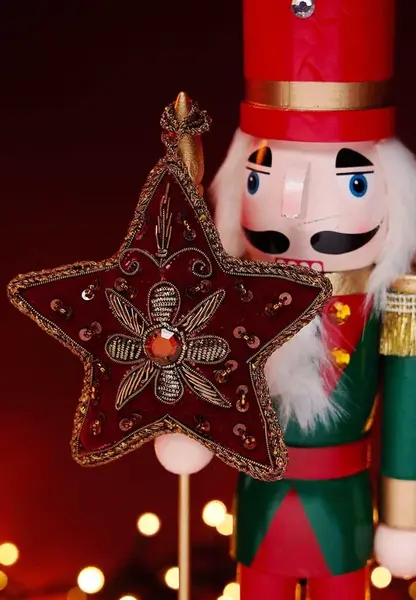 Ozdoba na vánoční stromeček Medicine vínová barva