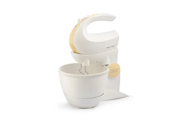 Elektrický ruční šlehač s nádobou