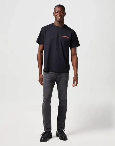 Pánské džíny WRANGLER LARSTON WHISPERED WASH 112362433 Velikost: 33/32