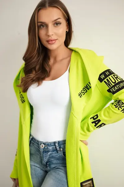 Coatee with kiwi subtitles