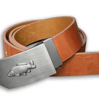 Kožený opasek 40 mm s kovovou přezkou kapr - hnědý - délka 100 cm (92,5 cm - 107,5 cm)