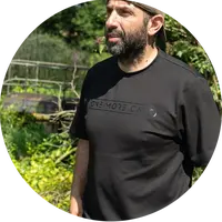 One more cast tričko date knight t-shirt - xl