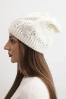 Dámska zimná čiapka s kryštálmi Kesi