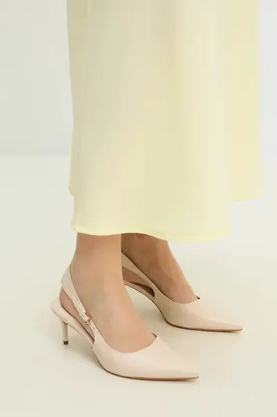 Kožené lodičky Answear.LAB béžová barva