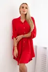 Kesi Włoski Šaty so zapínaním na gombíky a kravatou v páse červený