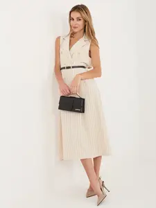 Béžové pruhované šaty