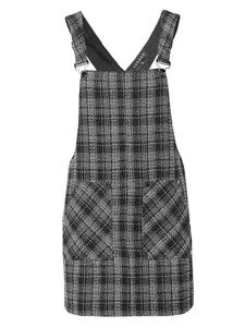 KOROSHI Šaty  sivá / čierna