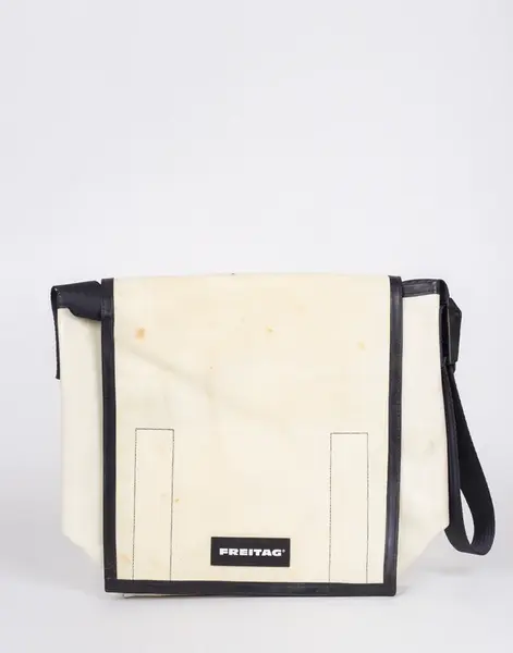 FREITAG F21 Nightclub