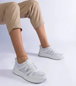 Gemre White sneakers on a thick sole Sierra