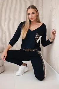 Set s motivem pantera námořnická modř