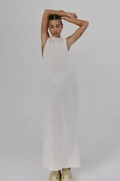 Šaty MUUV. LLARD béžová barva, maxi