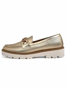 Resti Aureliae Calceus