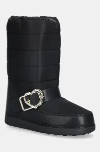 Snehule Love Moschino