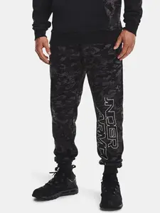 Under Armour Sweatpants RIVAL FLC CAMO SCRIPT JGR-BLK - Mens