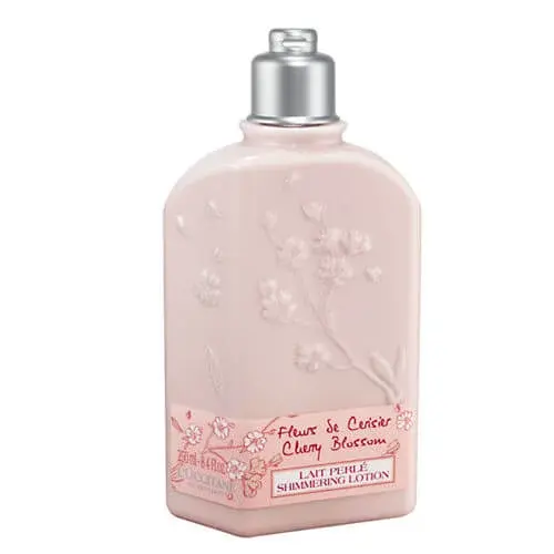 L'Occitane en Provence Třpytivé tělové mléko Cherry Blossom (Shimmering Lotion) 250 ml